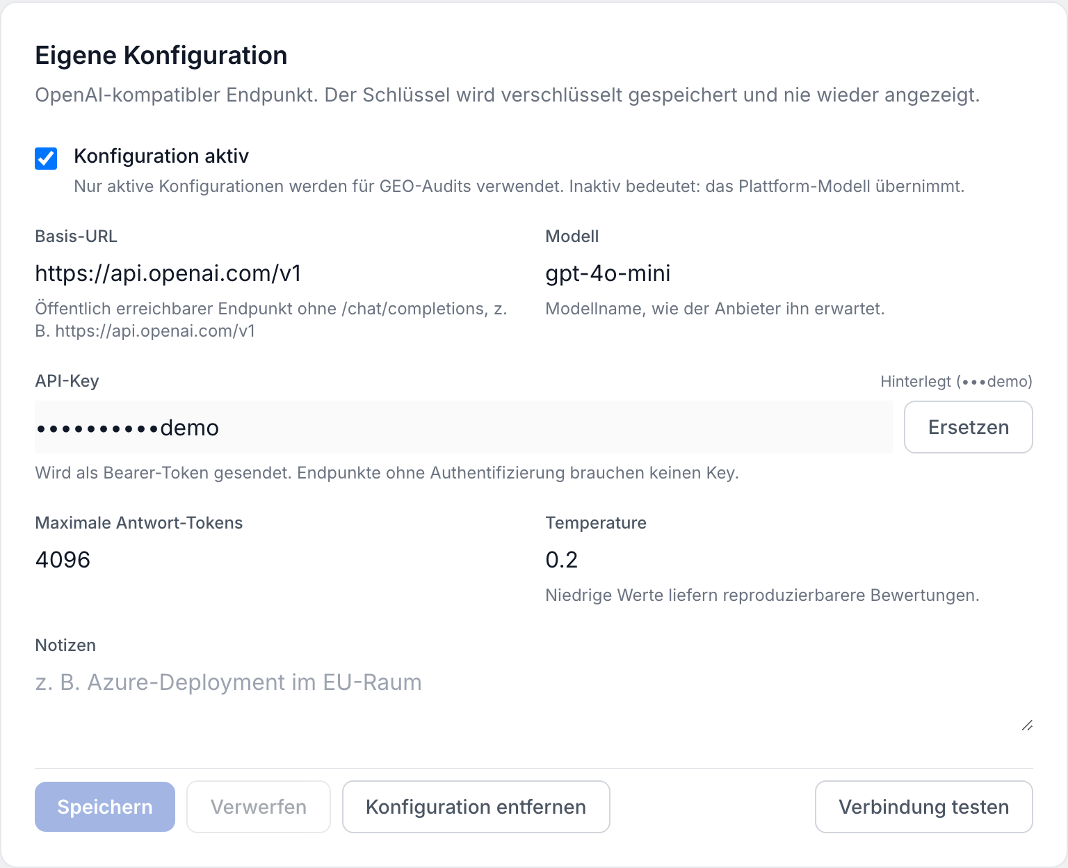Formular Eigene Konfiguration mit Basis-URL, Modell, maskiertem API-Key, Antwort-Tokens und Temperature